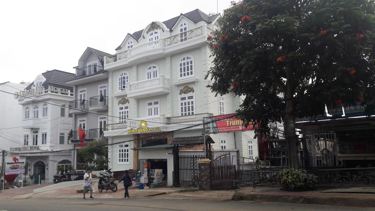 Nang Vang Hotel Da Lat Exterior photo